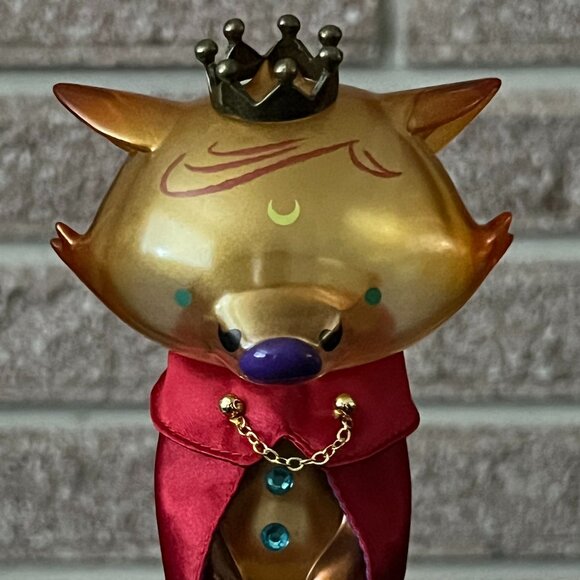 Jobi The King: Exclusive Soft Vinyl Figure By OK Luna - Picture 2 of 16